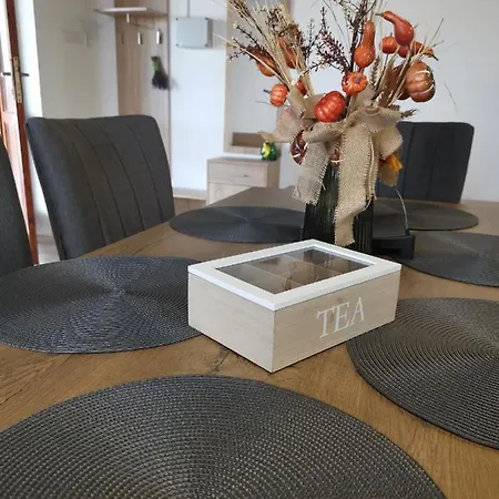 Pili Liget Apartmanház Appartamento Esztergalyhorvati